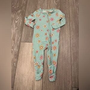 Posh Peanut Alice Daisy Zippered Convertible Footie Size 3-6 Mo